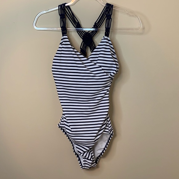 KONA SOL SHIRRED MACRAME STRAP ONE PIECE NWOT - Picture 3 of 8